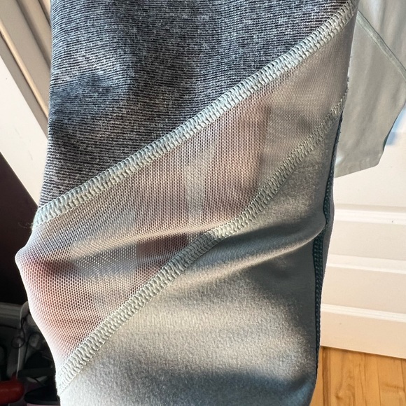 Aerie chill play move color-block leggings mesh; S - Picture 2 of 6